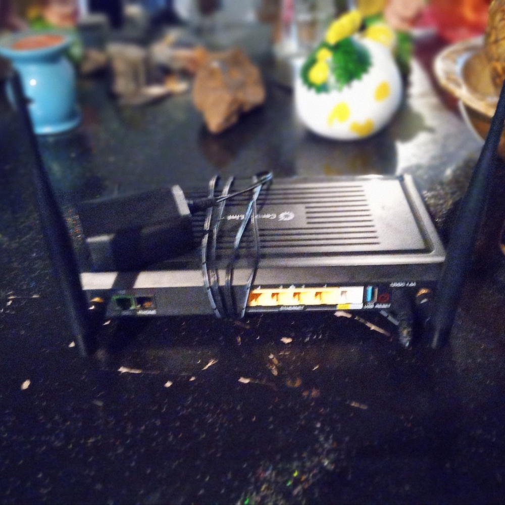 Centurylink Router with cord in good condition - Picture 2 of 2